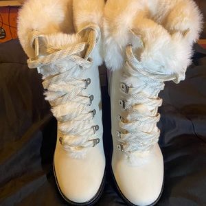 ESPRIT women’s winter fur boots